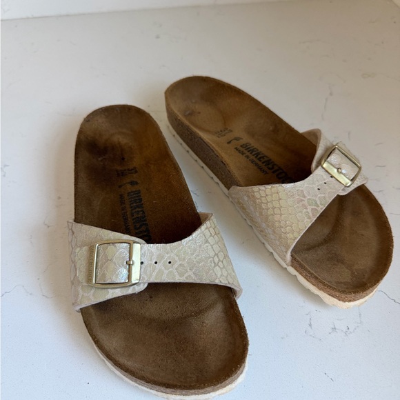 Birkenstock Shoes - Birkenstock Cream/Gold Snakeskin Print Madrid Slide Sandals Women’s 6.5